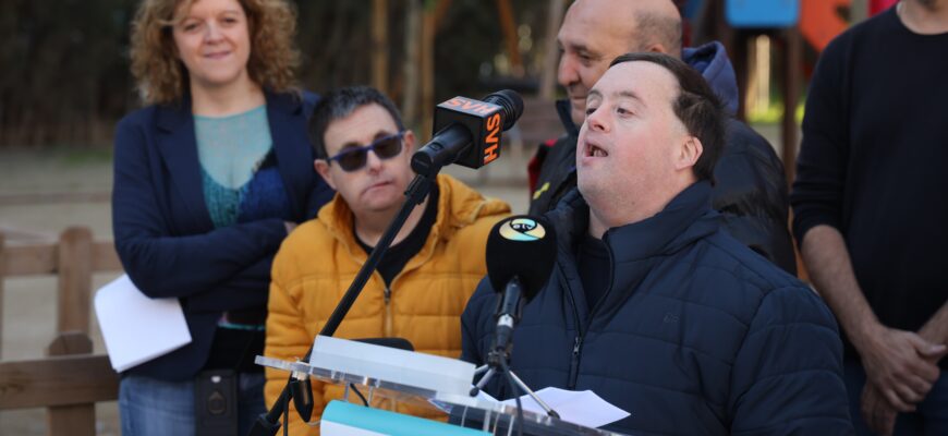 Fundació Iris participa en la inauguración de la Carpa de Navidad 🎄