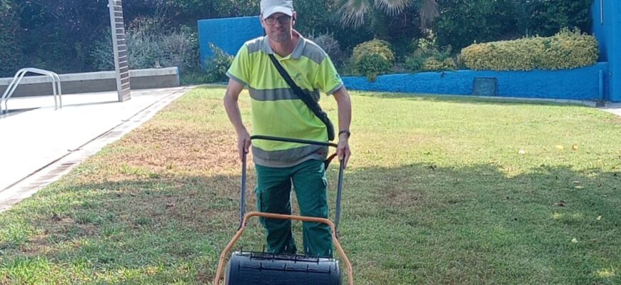 El nostre equip de jardineria, sempre al peu del canó