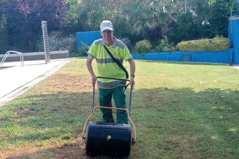 El nostre equip de jardineria, sempre al peu del canó